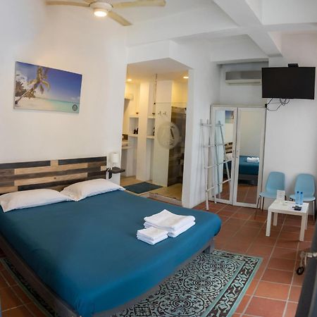 Colonial House Hotel ซานโตโดมิงโก ภายนอก รูปภาพ